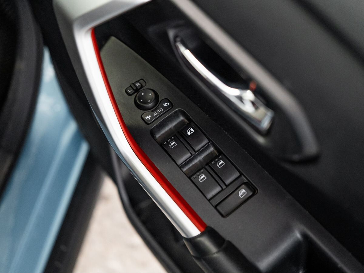 Toyota Raize 2020 - фото автомобиля