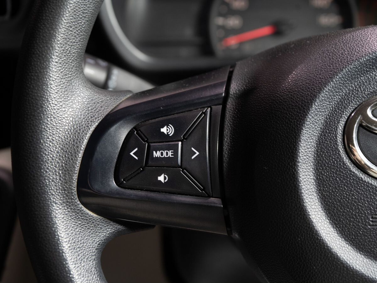 Toyota Passo 2016 - фото автомобиля