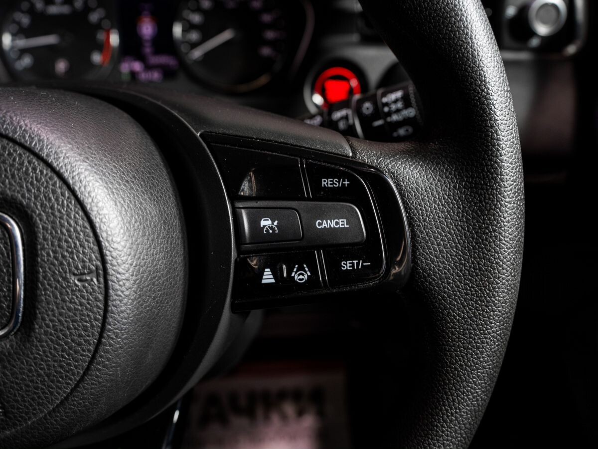 Honda Vezel 2021 - фото автомобиля