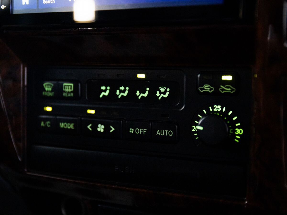 Toyota Land Cruiser Prado 2001 - фото автомобиля