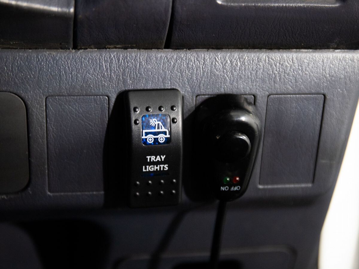 Toyota Land Cruiser Prado 2001 - фото автомобиля