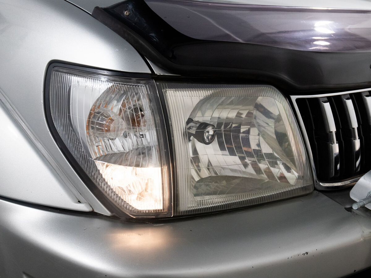 Toyota Land Cruiser Prado 2001 - фото автомобиля