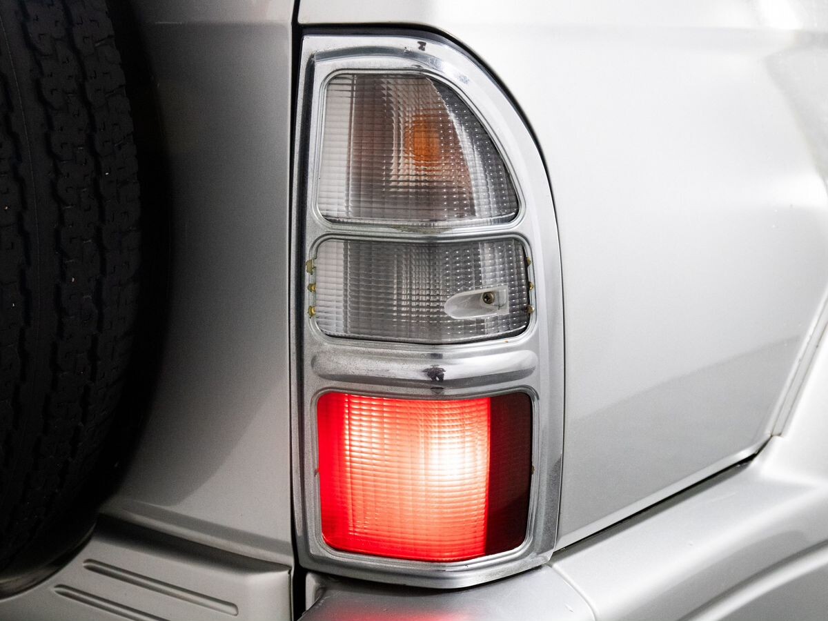 Toyota Land Cruiser Prado 2001 - фото автомобиля