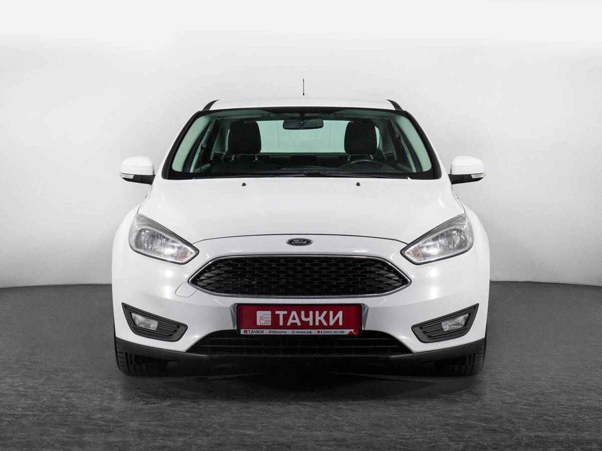 Ford Focus 2017 - фото автомобиля