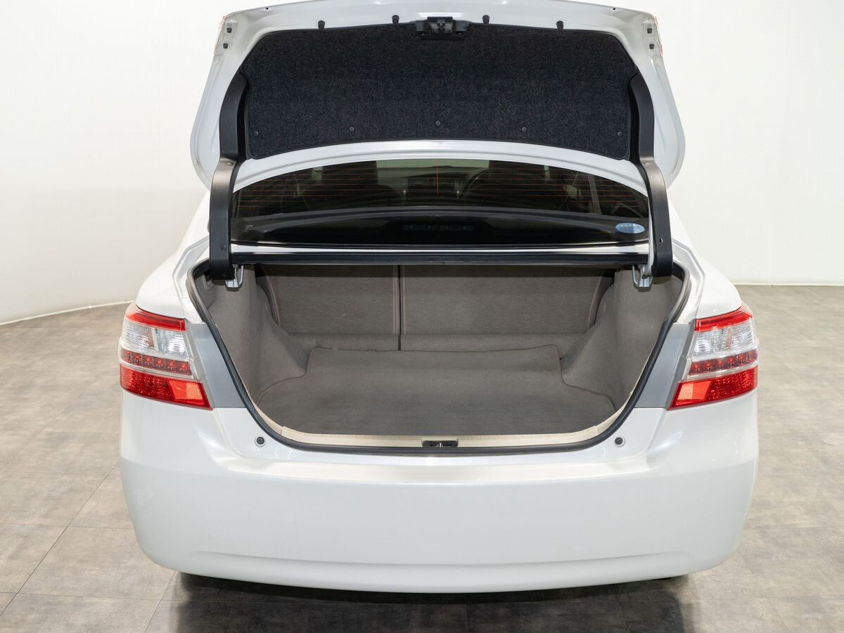 Toyota Premio 2011 - фото автомобиля
