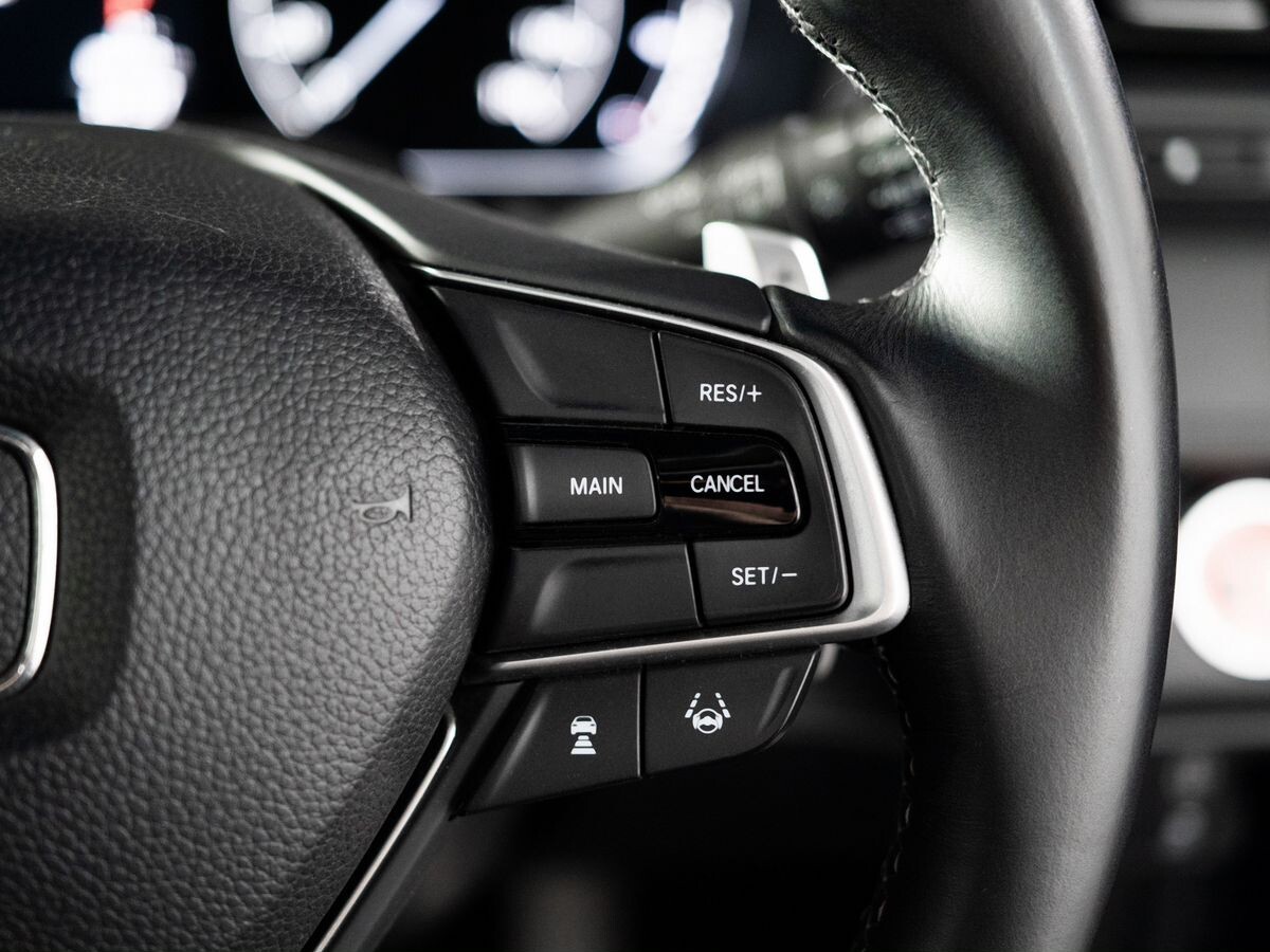 Honda Insight 2019 - фото автомобиля