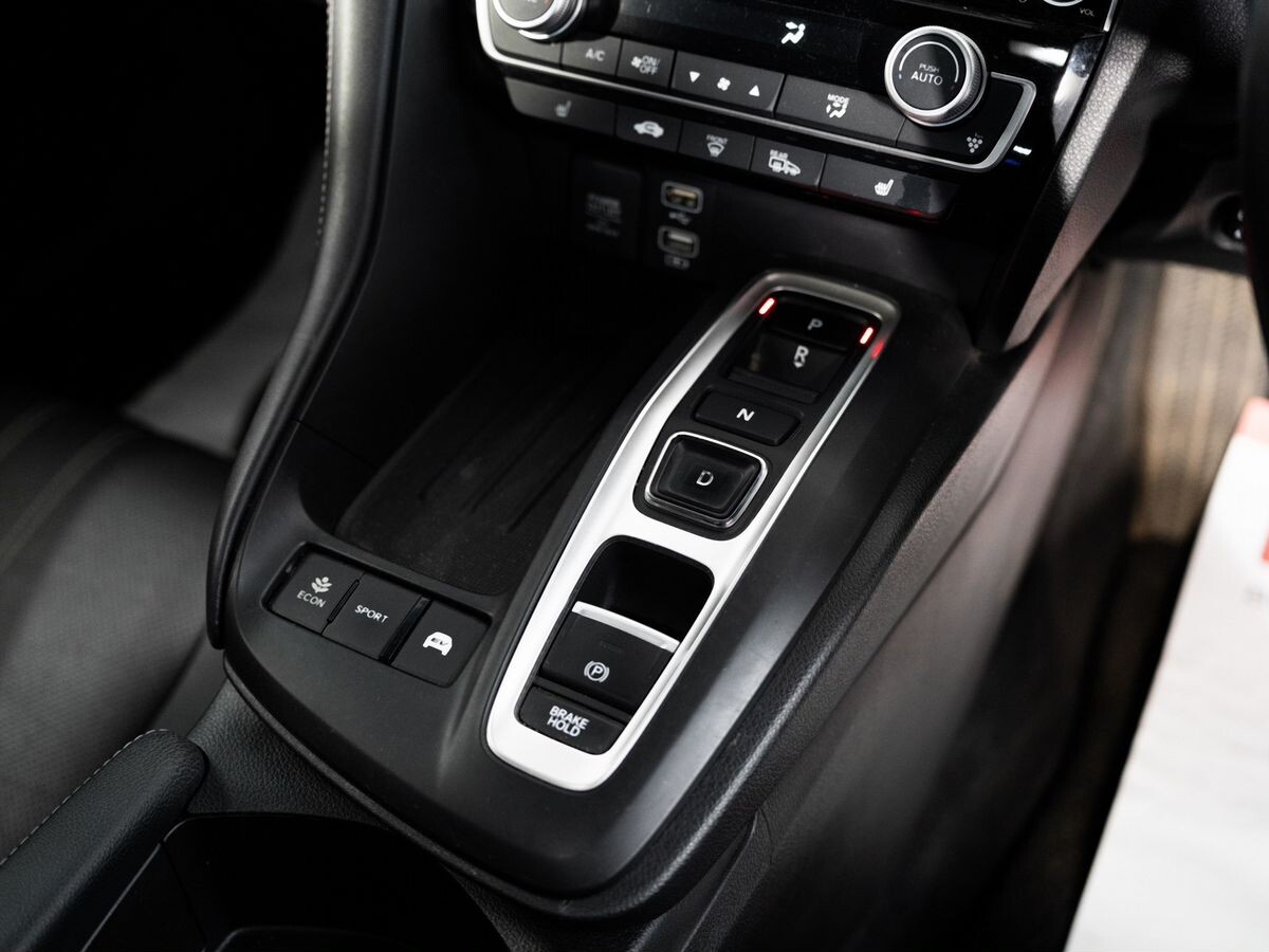 Honda Insight 2019 - фото автомобиля