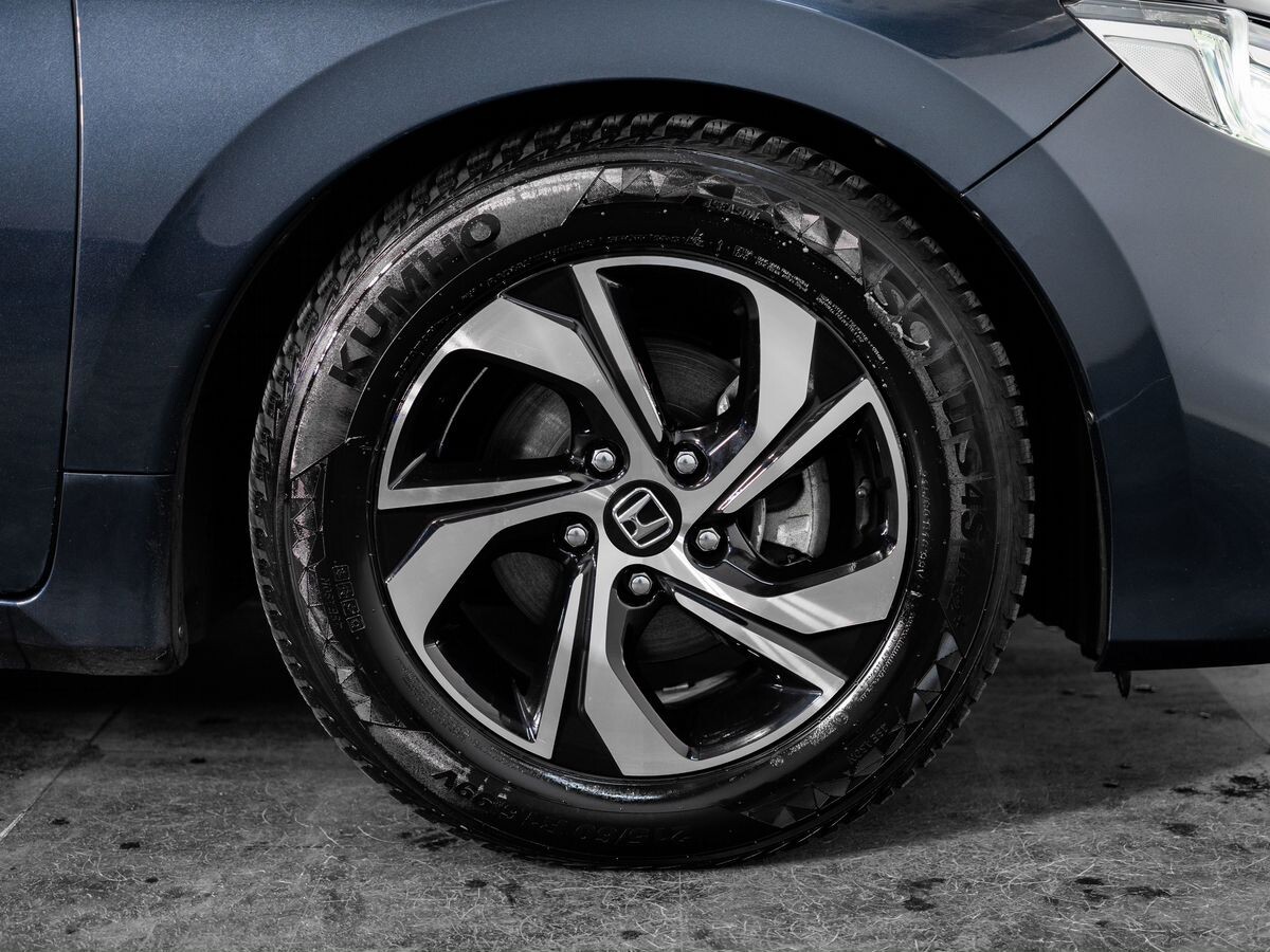 Honda Insight 2019 - фото автомобиля