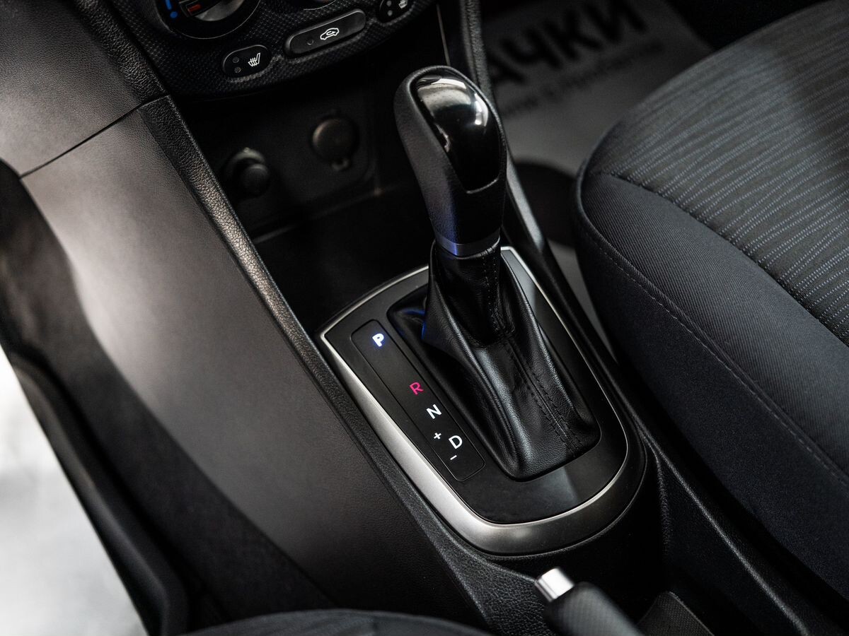 Hyundai Solaris 2014 - фото автомобиля
