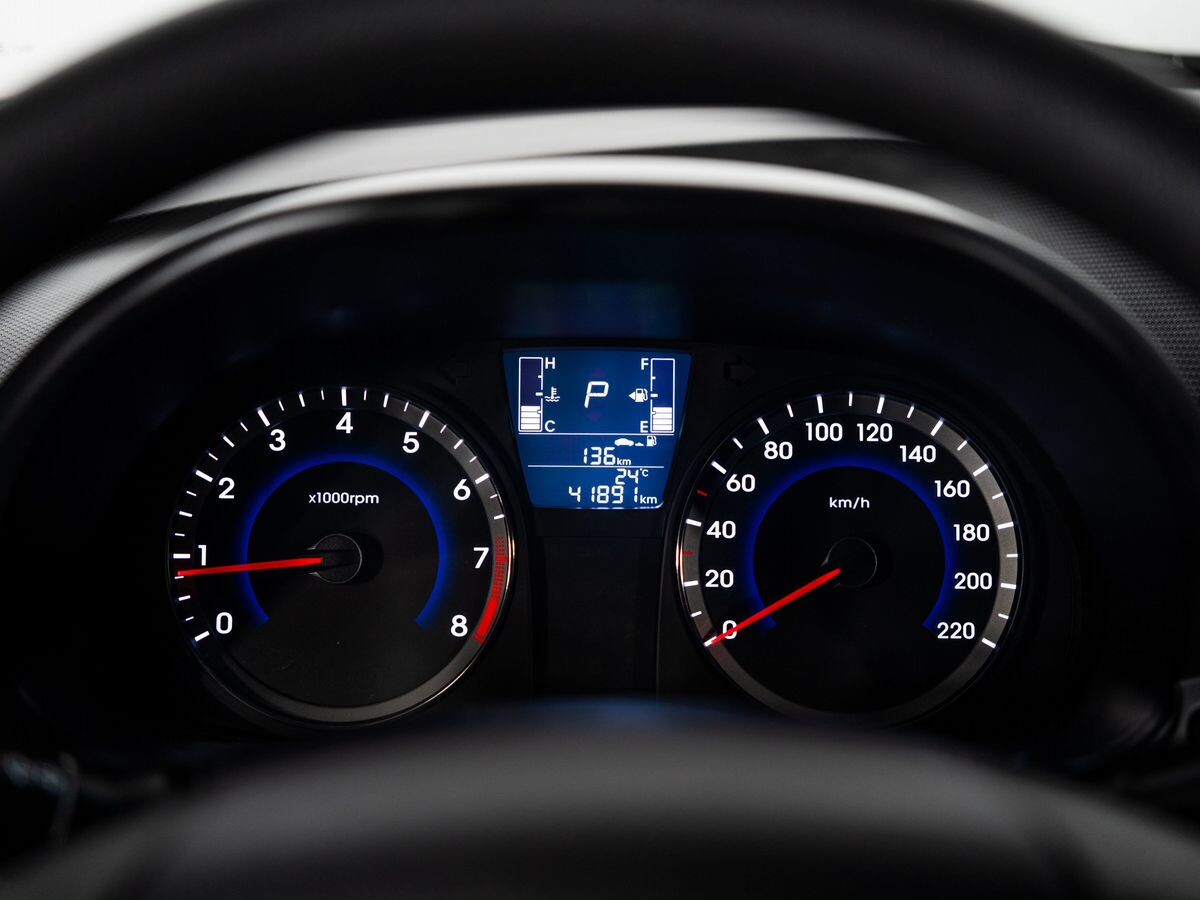 Hyundai Solaris 2014 - фото автомобиля