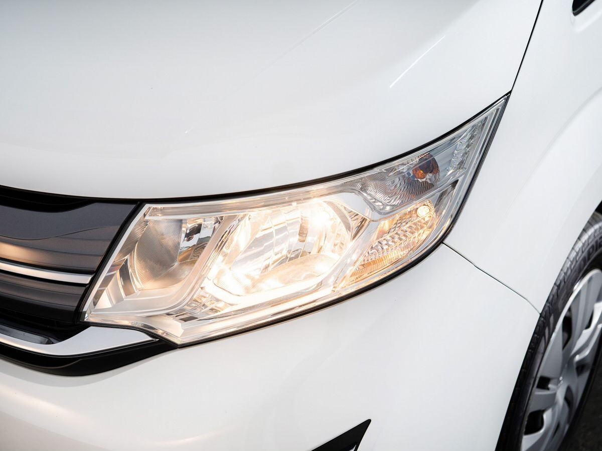 Honda Stepwgn 2016 - фото автомобиля