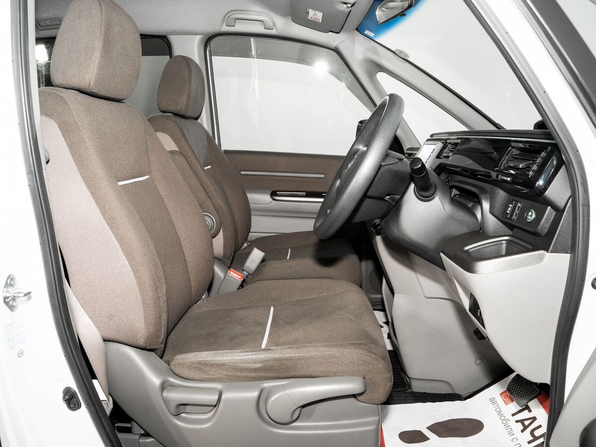 Honda Stepwgn 2016 - фото автомобиля