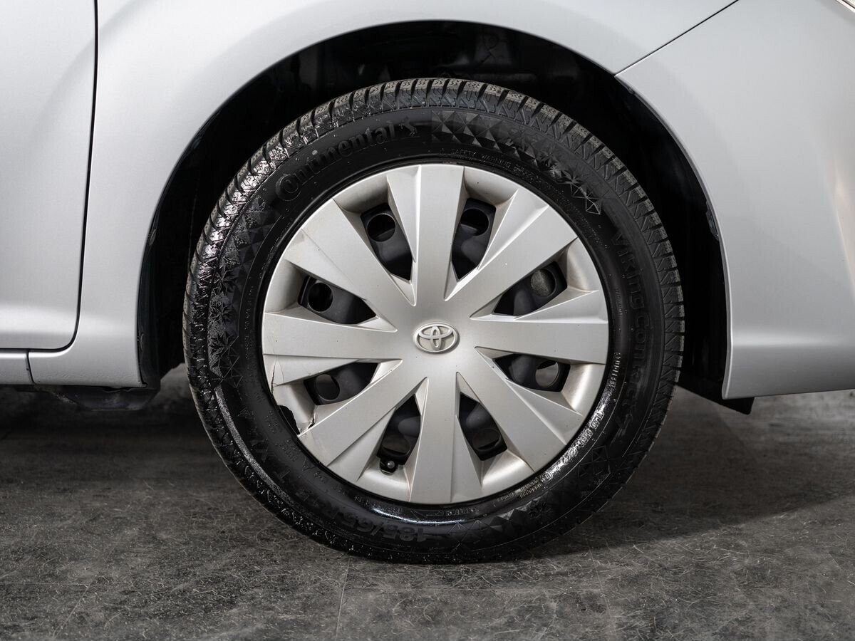 Toyota Corolla Fielder 2015 - фото автомобиля