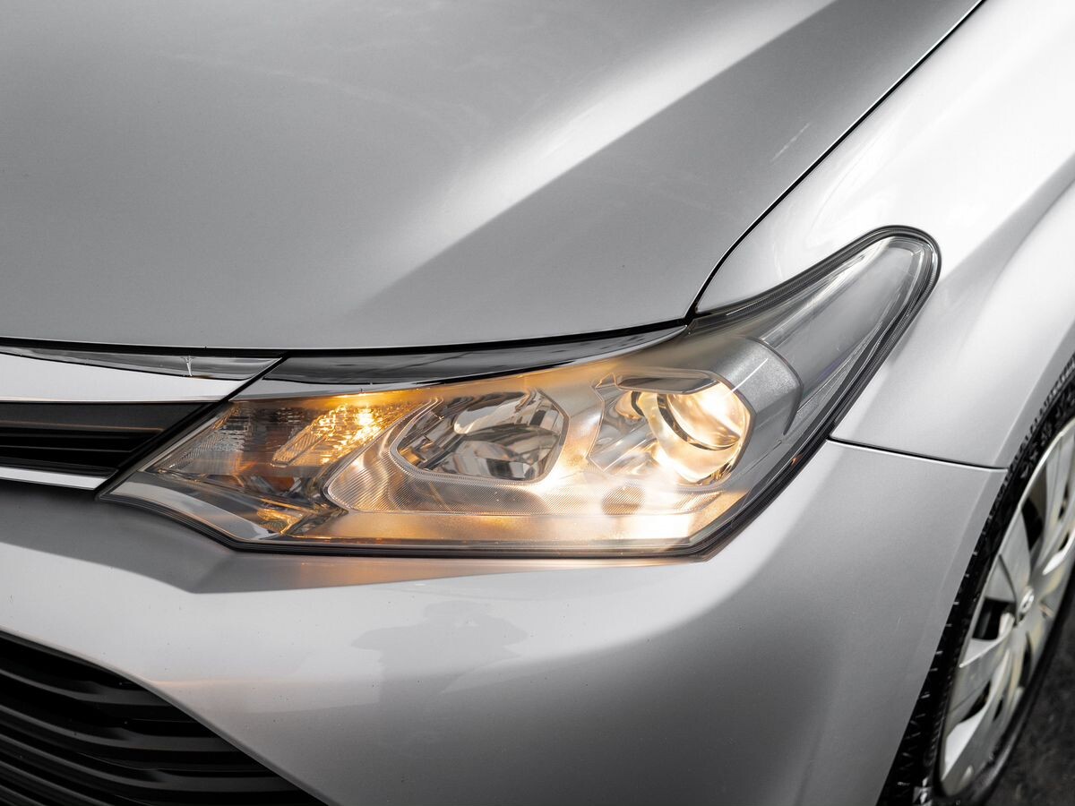 Toyota Corolla Fielder 2015 - фото автомобиля