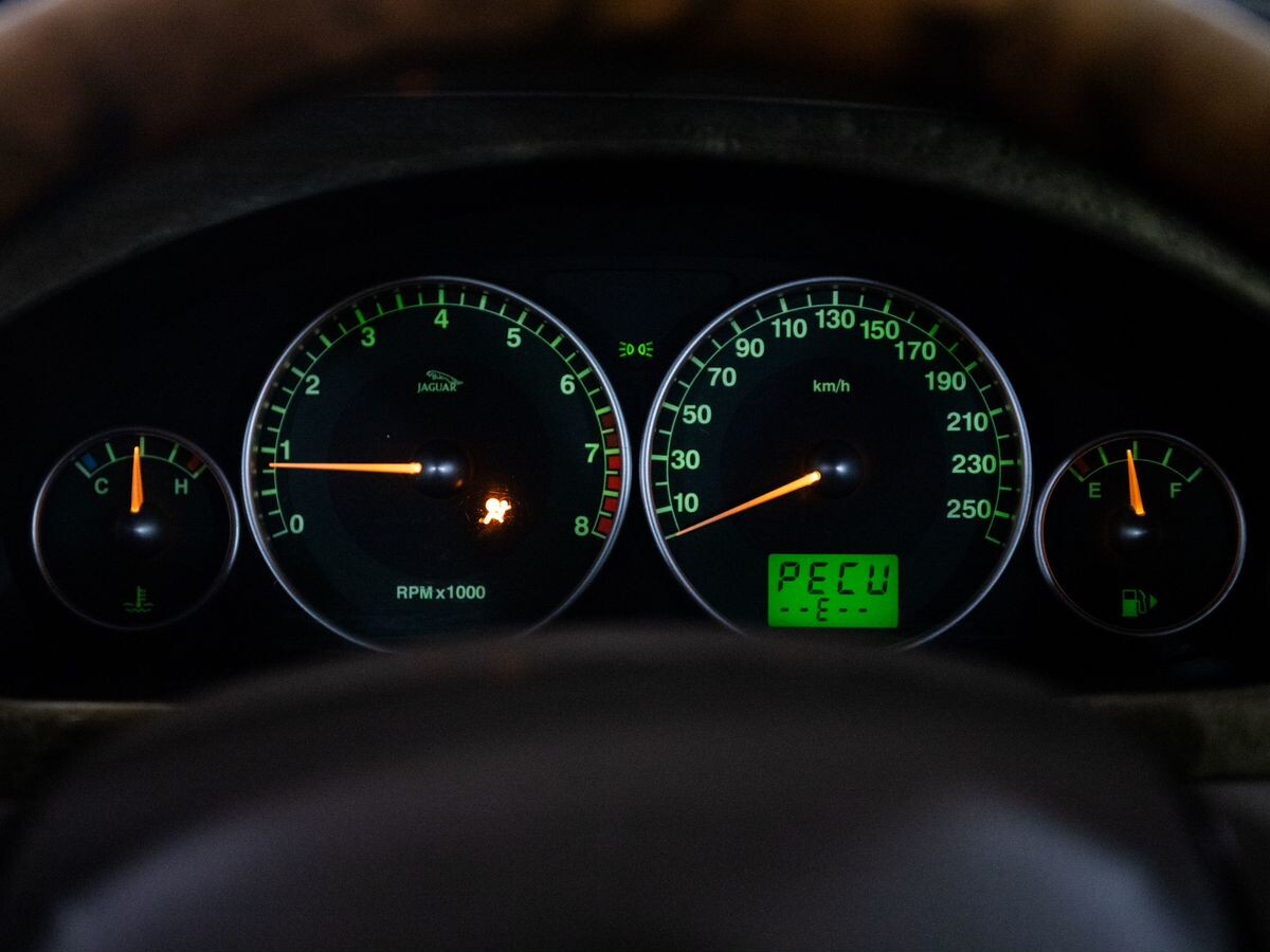 Jaguar X-Type 2002 - фото автомобиля