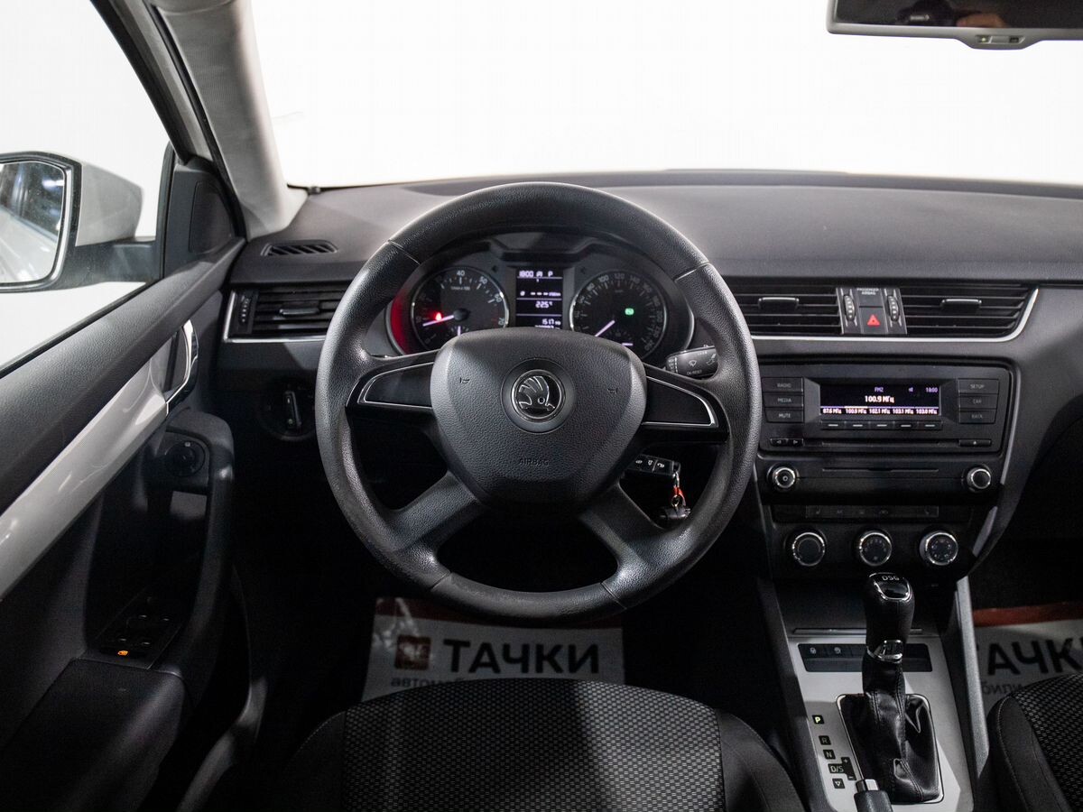 Skoda Octavia 2013 - фото автомобиля