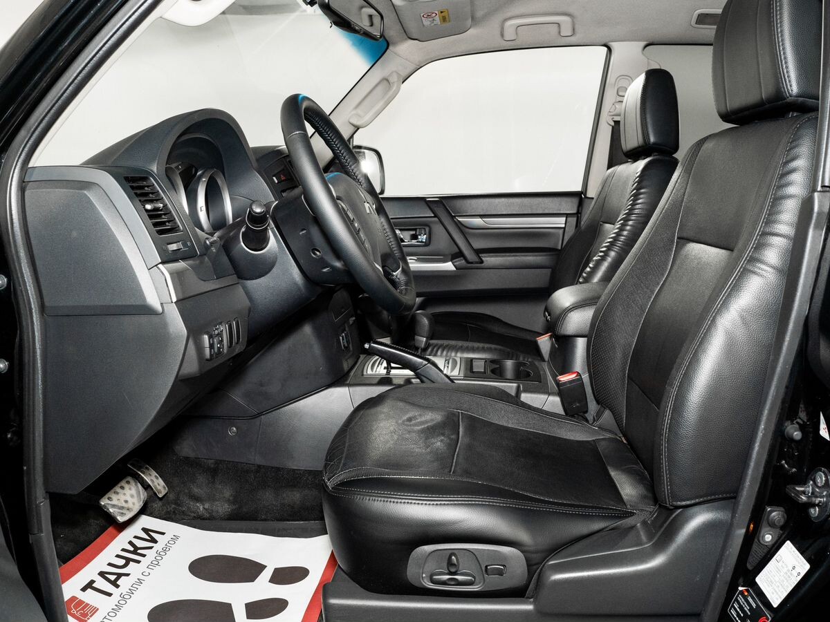 Mitsubishi Pajero 2014 - фото автомобиля