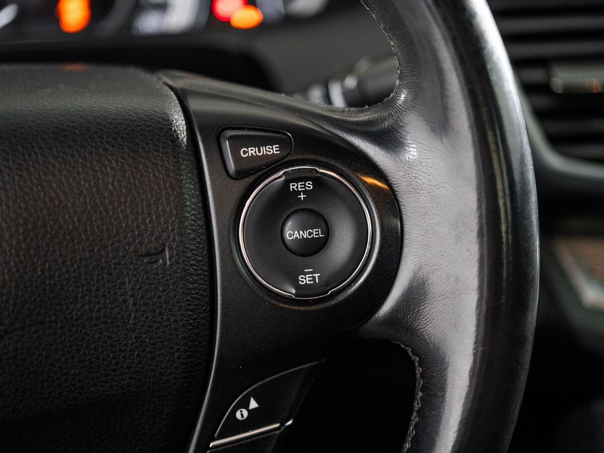 Honda Accord 2013 - фото автомобиля