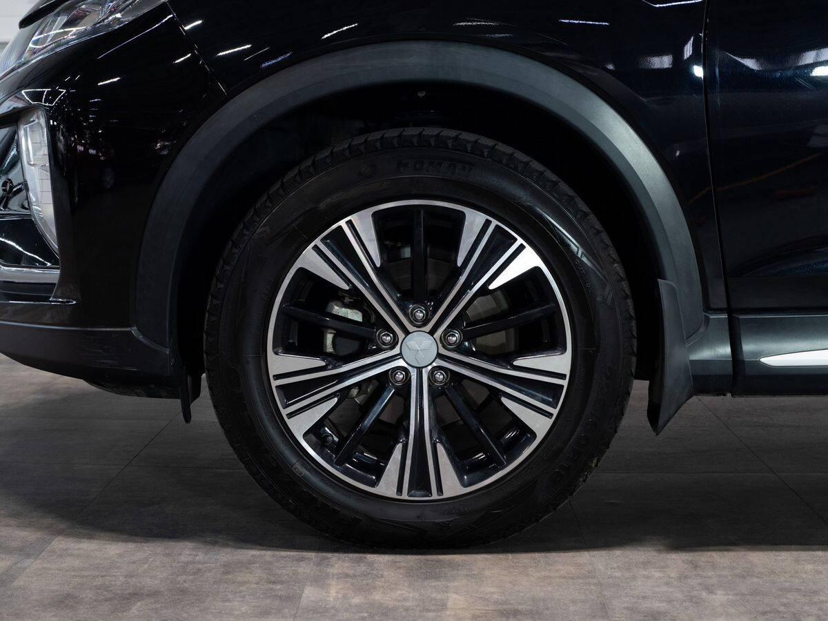 Mitsubishi Eclipse Cross 2018 - фото автомобиля