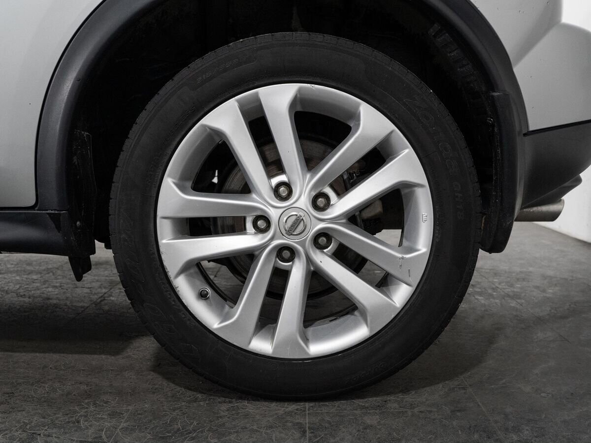 Nissan Juke 2012 - фото автомобиля
