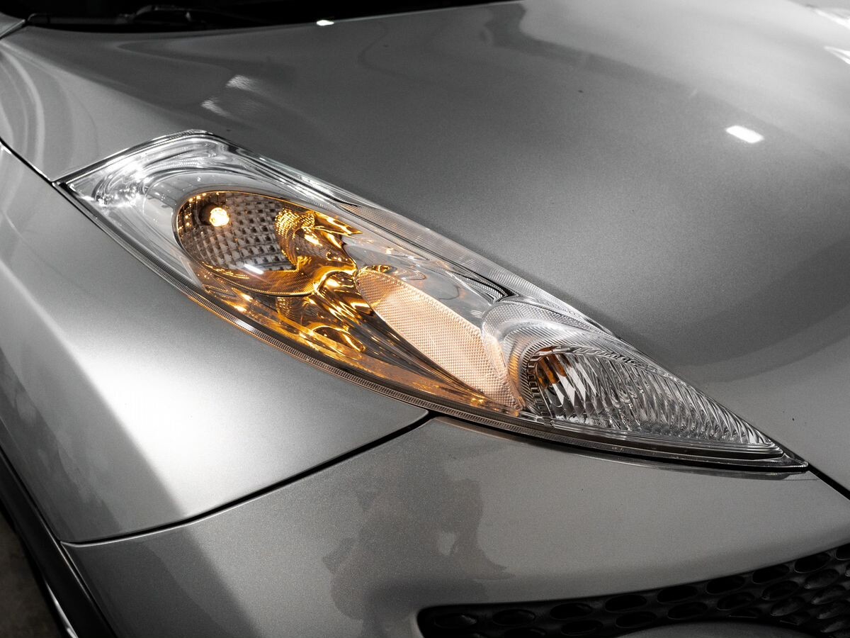 Nissan Juke 2012 - фото автомобиля