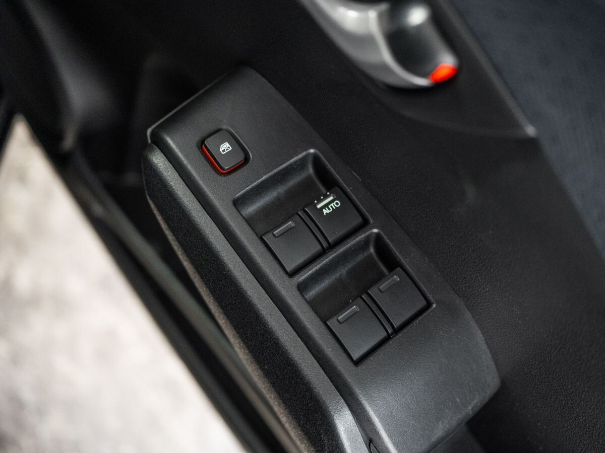 Honda Fit 2010 - фото автомобиля