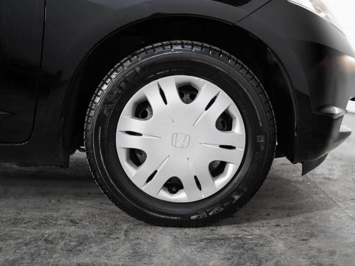 Honda Fit 2010 - фото автомобиля
