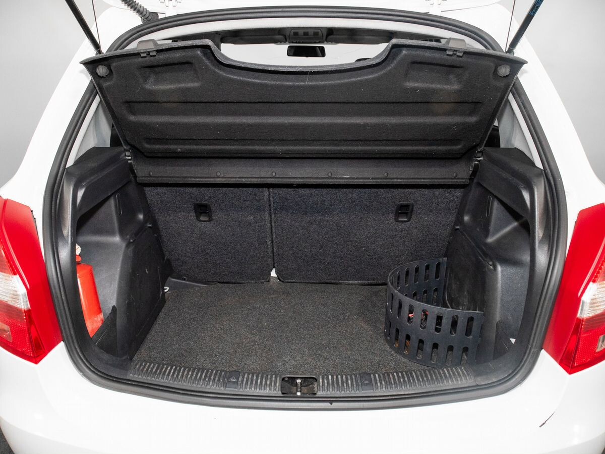 Skoda Fabia 2011 - фото автомобиля