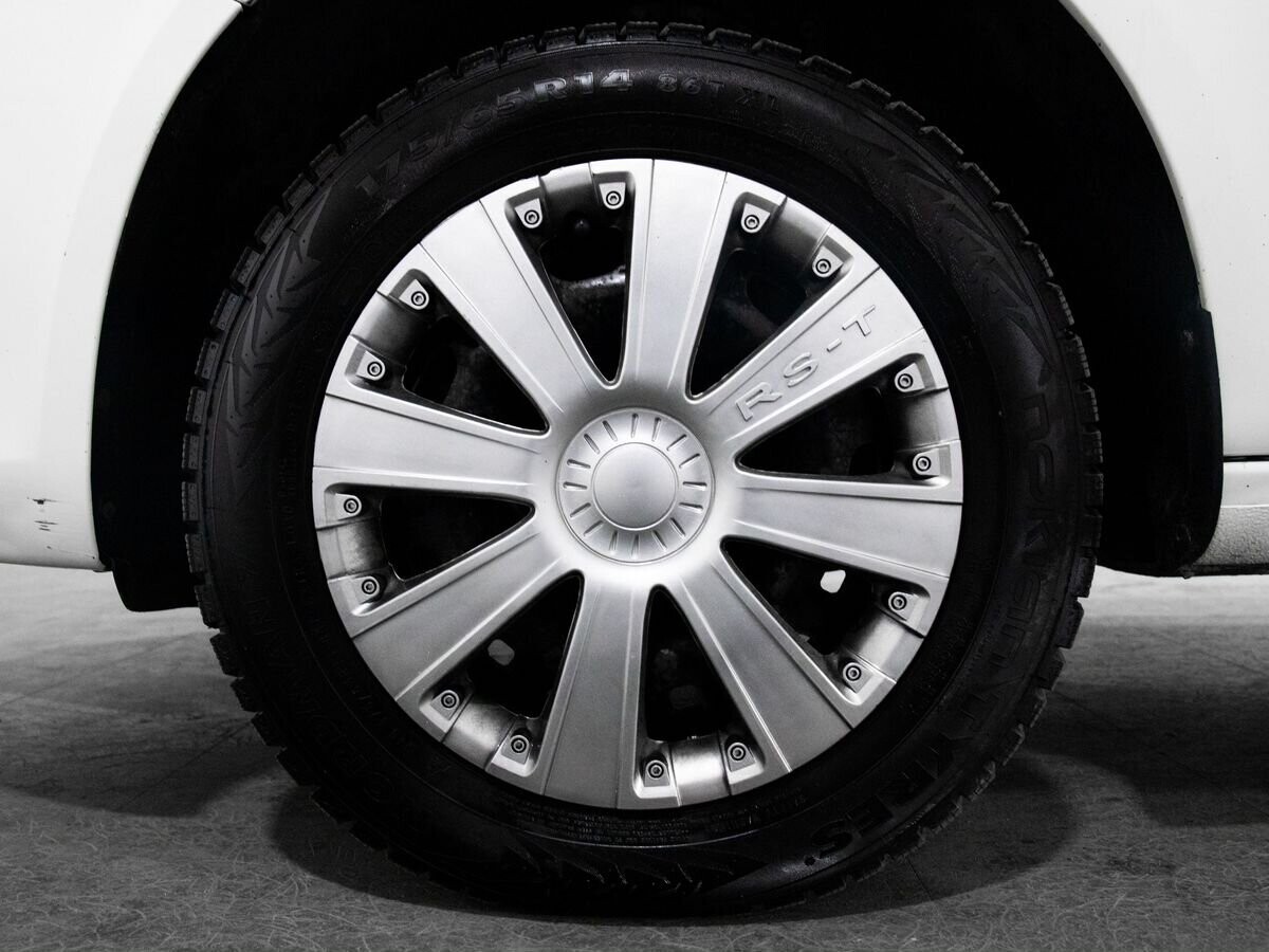 Skoda Fabia 2011 - фото автомобиля