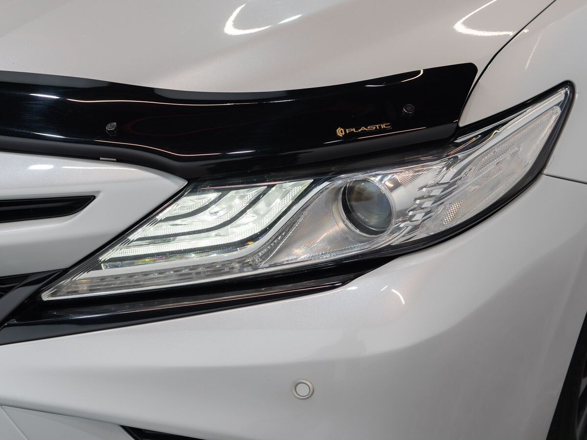 Toyota Camry 2018 - фото автомобиля