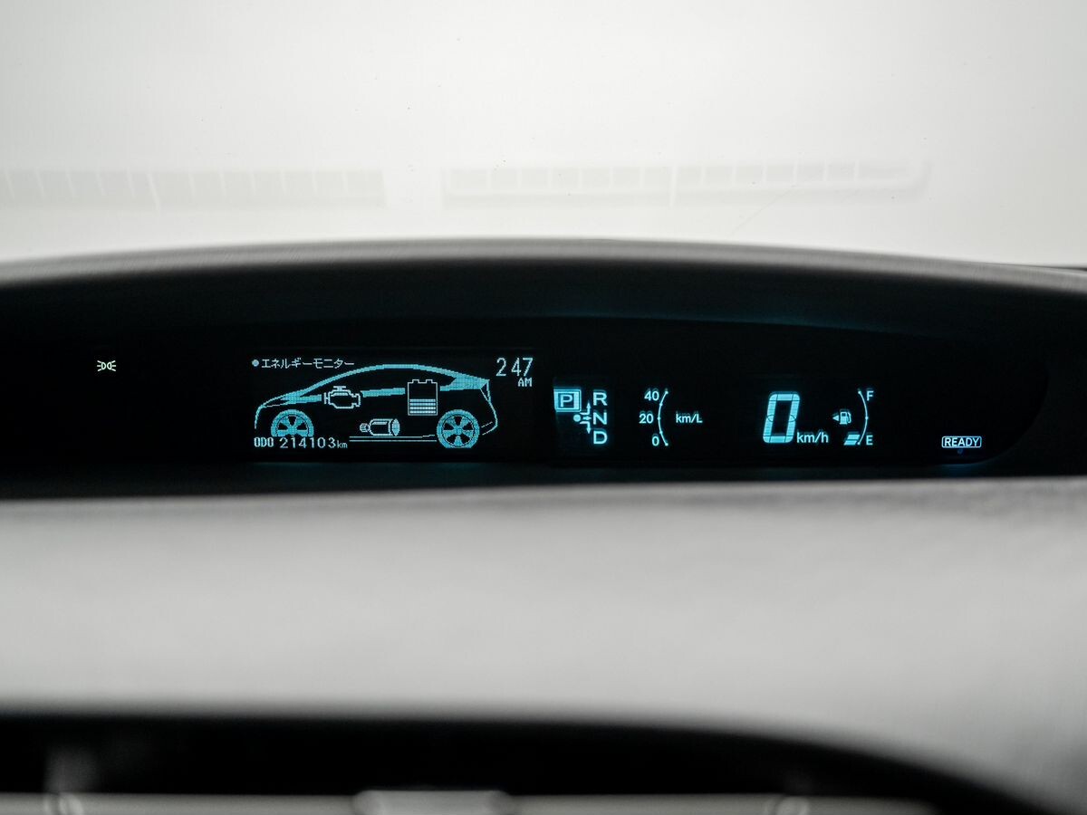 Toyota Prius 2010 - фото автомобиля