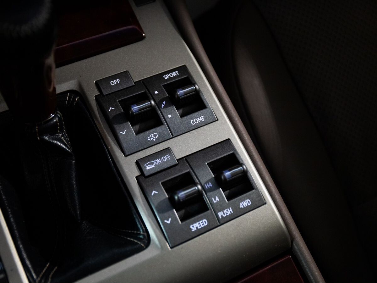 Lexus GX460 2011 - фото автомобиля