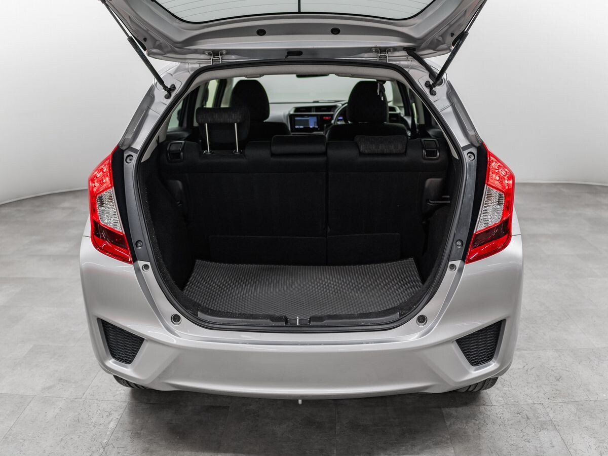 Honda Fit 2016 - фото автомобиля