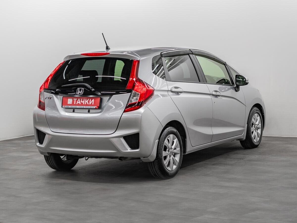Honda Fit 2016 - фото автомобиля