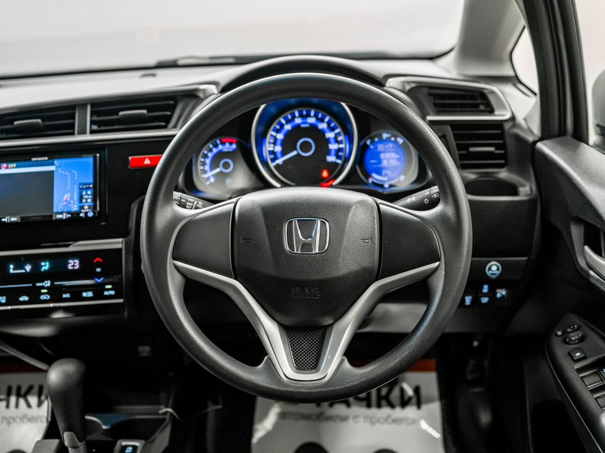 Honda Fit 2016 - фото автомобиля