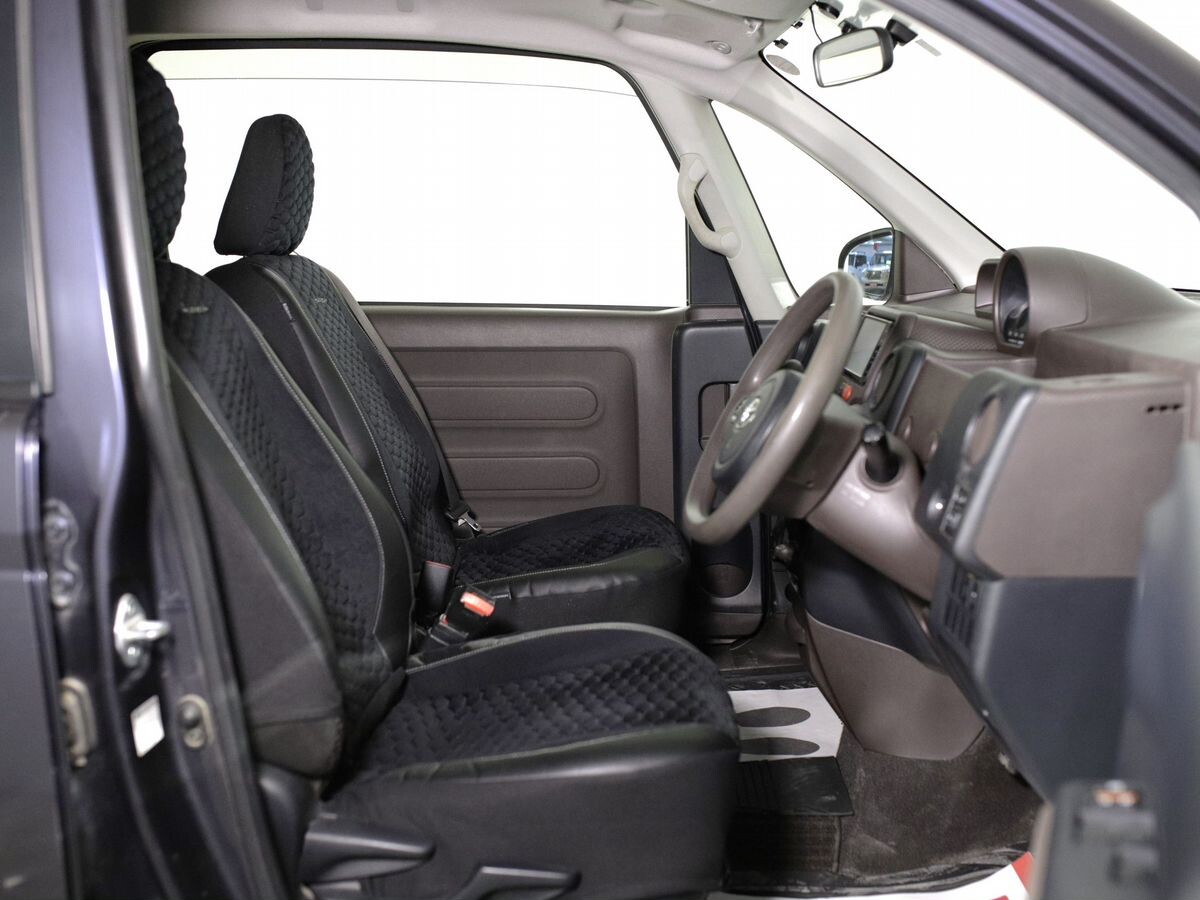 Toyota Spade 2014 - фото автомобиля