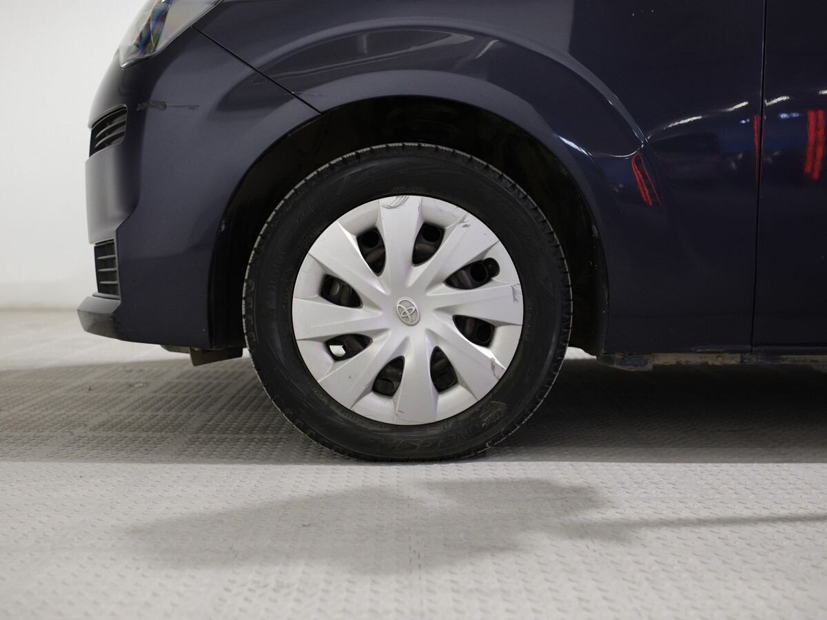 Toyota Spade 2014 - фото автомобиля