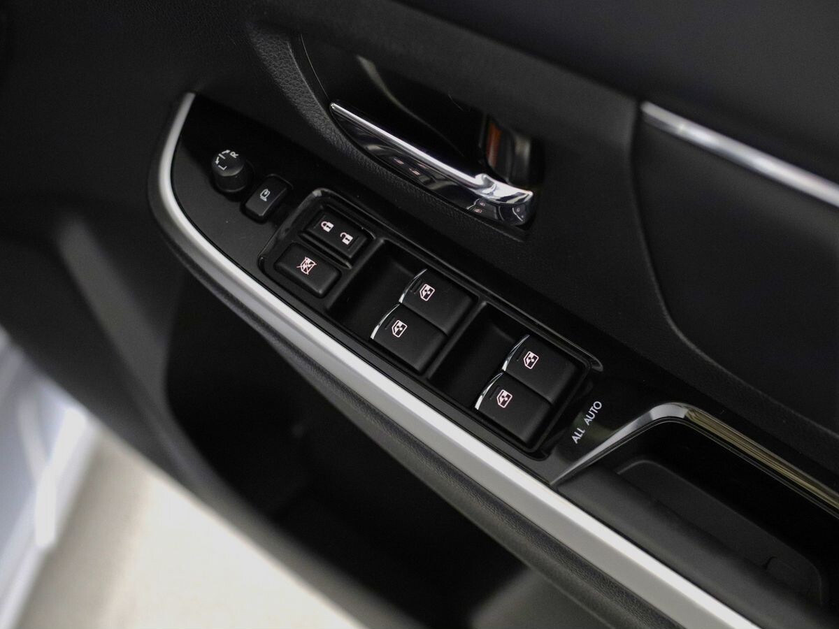 Subaru Levorg 2017 - фото автомобиля