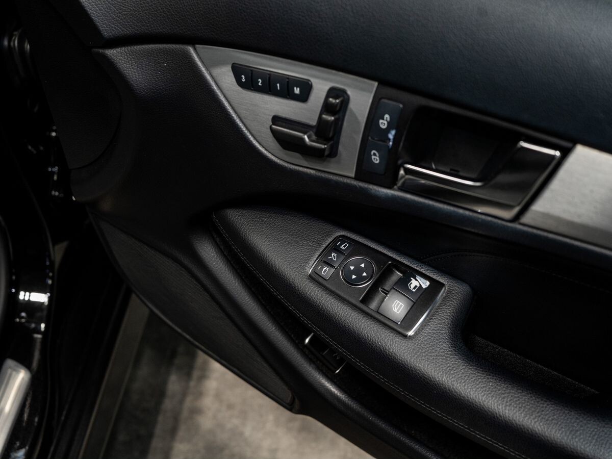 Mercedes-Benz C-Class 2011 - фото автомобиля