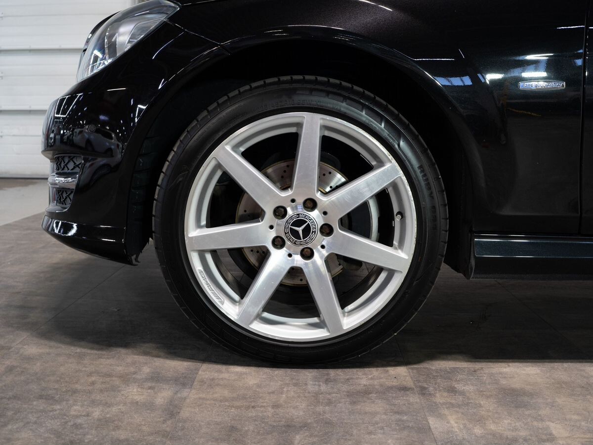 Mercedes-Benz C-Class 2011 - фото автомобиля