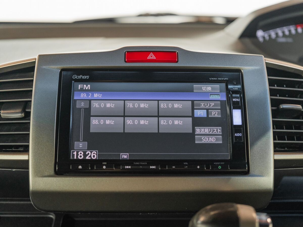Honda Freed Spike 2016 - фото автомобиля