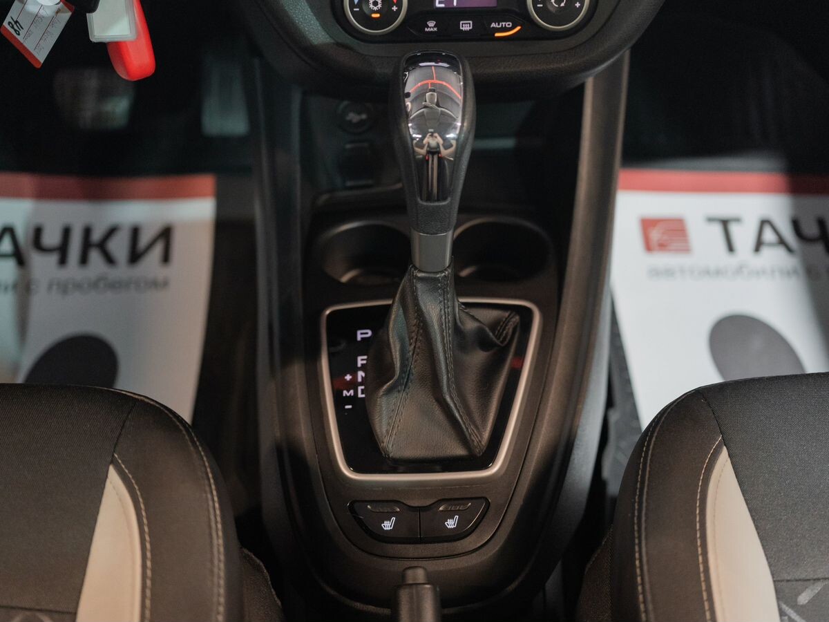 Лада Веста Кросс 2021 - фото автомобиля