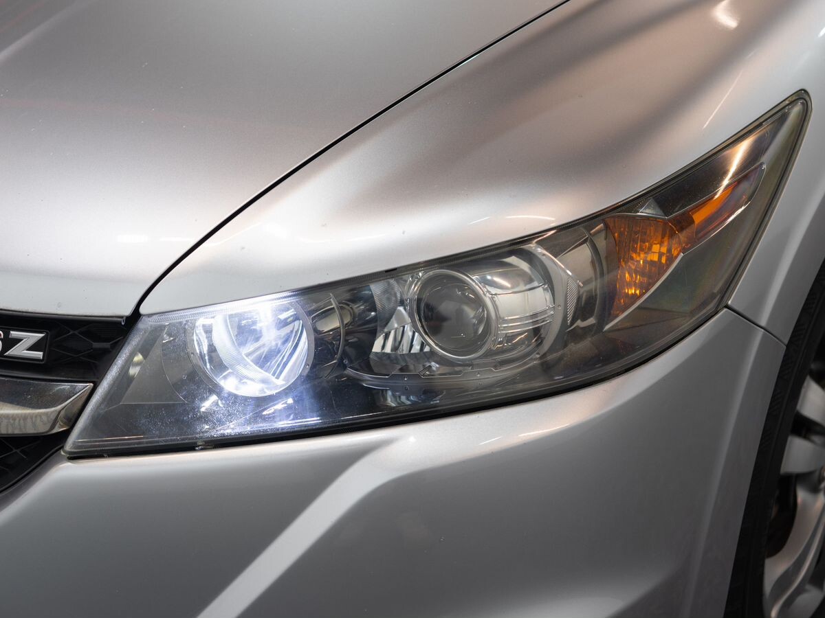 Honda Stream 2011 - фото автомобиля