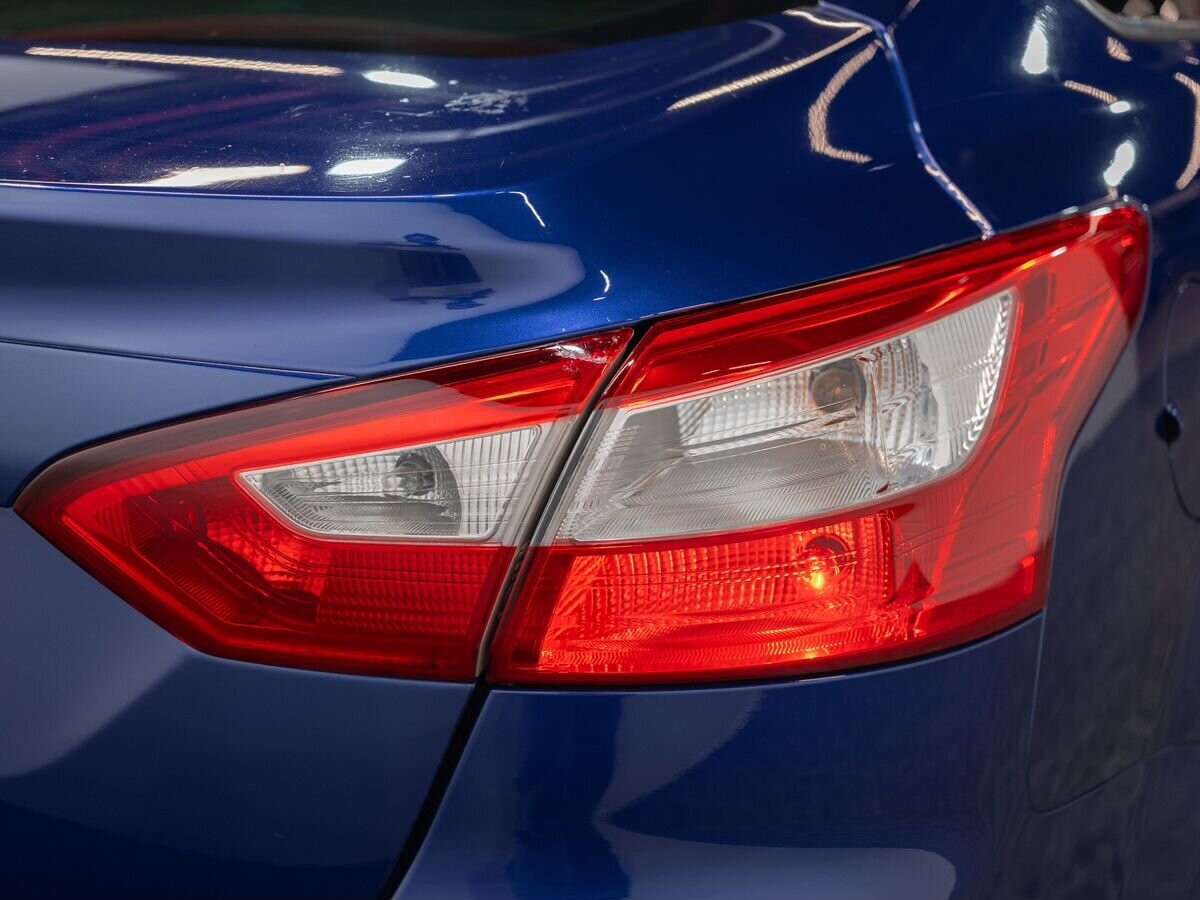 Ford Focus 2013 - фото автомобиля