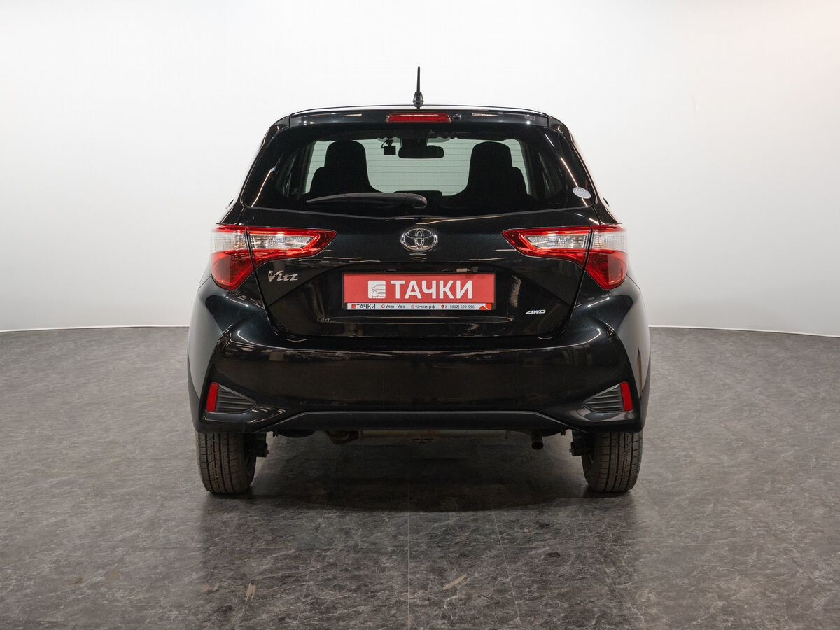 Toyota Vitz 2019 - фото автомобиля