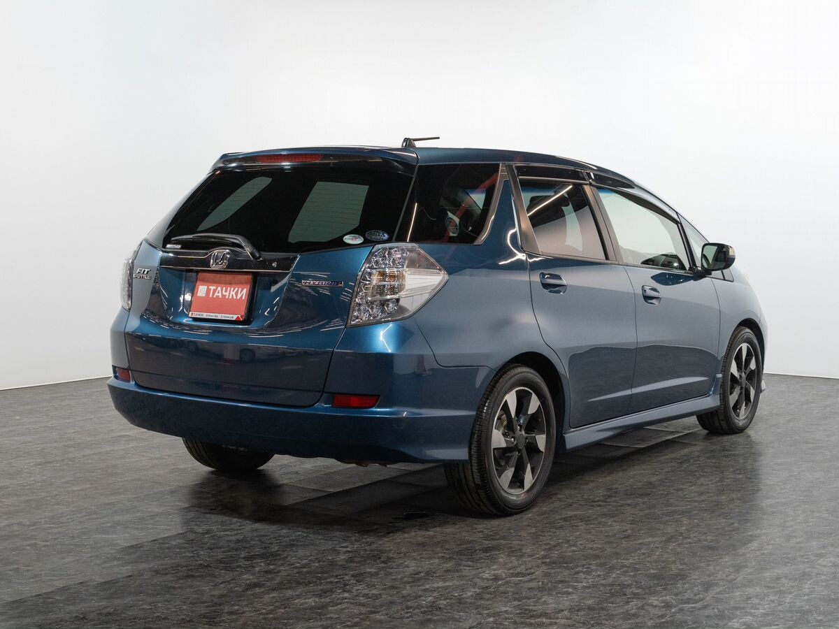 Honda Fit Shuttle 2011 - фото автомобиля