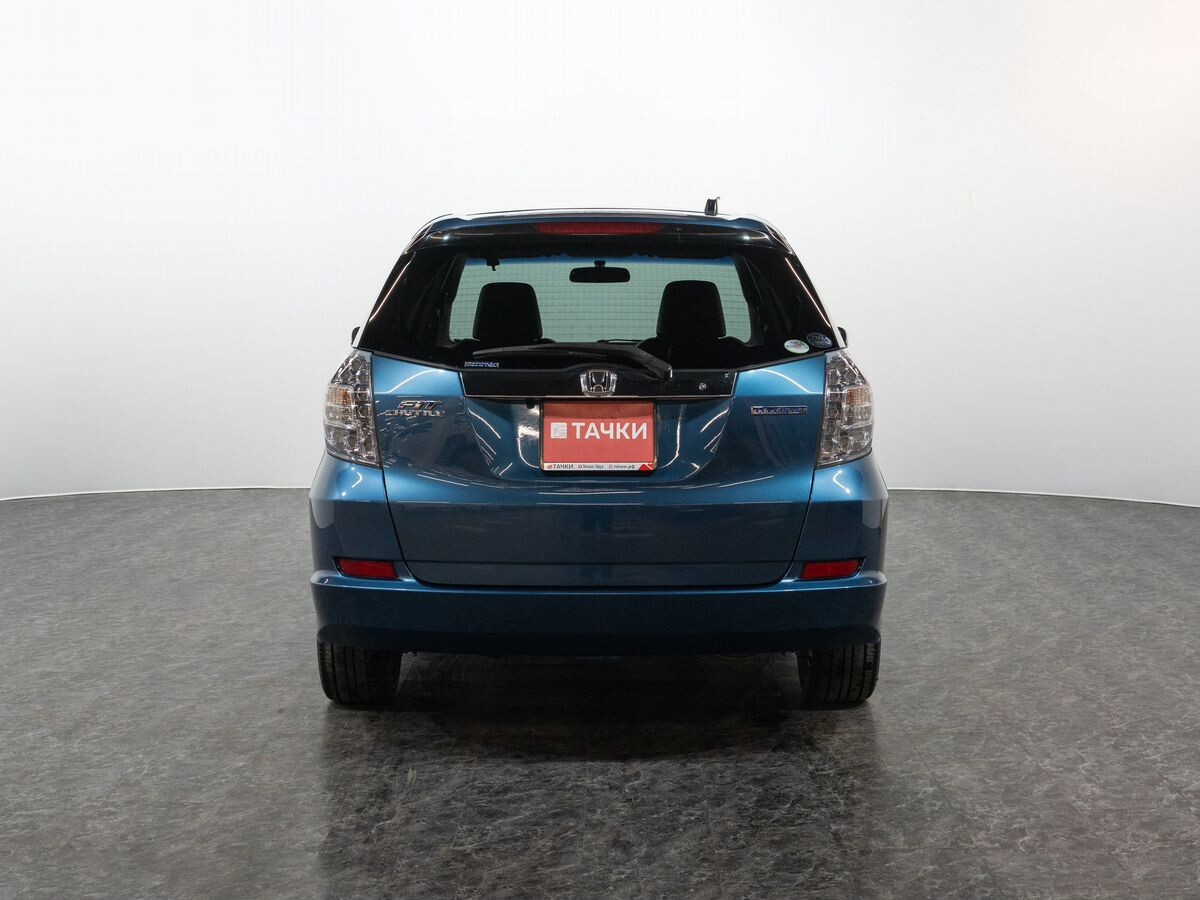 Honda Fit Shuttle 2011 - фото автомобиля