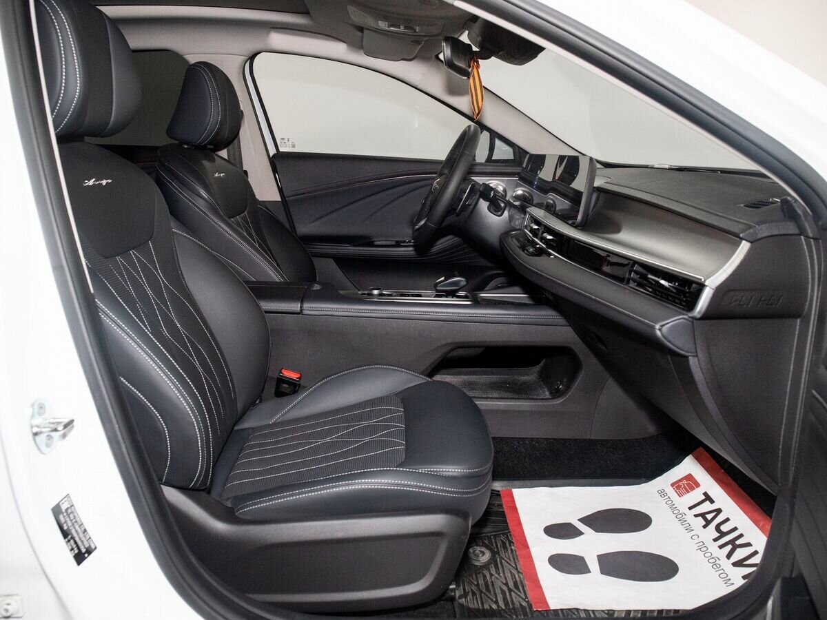 Chery Arrizo 8 2023 - фото автомобиля