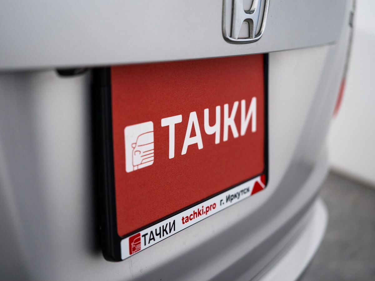 Honda Stream 2009 - фото автомобиля