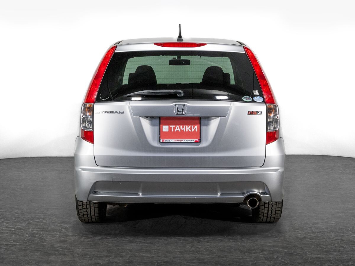 Honda Stream 2009 - фото автомобиля